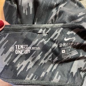 Nike Drifit One Legend Leggings